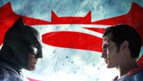 \'Batman v Superman: Dawn of Justice\' director Zack Snyder asks fan to pick sides