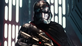 \'Star Wars: Episode 8\' cast news: Captain Phasma, General Hux to return