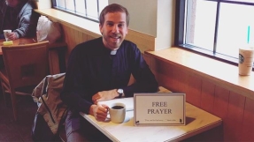 Pennsylvania pastor offers free prayer at coffee shops, says he\'s humbled at how the Spirit works