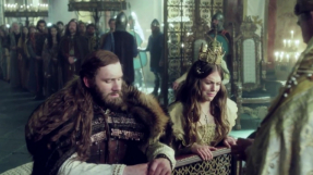 \'Vikings\' season 4 episode 2 spoilers: Gisla laughs at Rollo\'s attempts to change his image