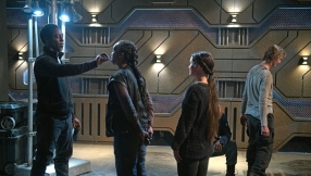 \'The 100\' season 3 episode 6 spoilers: Is it safe to take Jaha\'s chip?