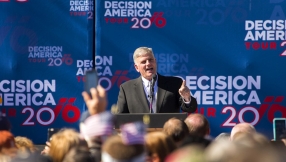 Franklin Graham calls for campaign truce, tells presidential candidates to stop their \'childish bickering\'