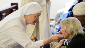 U.S. nuns ask: Why are big corporations, military exempted from Obamacare contraception mandate but not us?