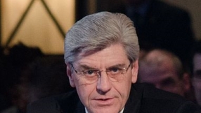 Mississippi governor signs religious freedom law that allows denial of service to gay couples