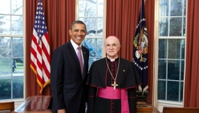 Outgoing papal envoy urges American seminarians: Defend religious freedom \'in the face of evil\'