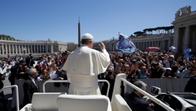 US Catholics like the Pope, but don\'t listen to him