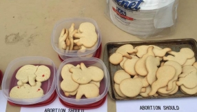 Atheists display foetus-shaped cookies at university pro-abortion rally, horrifying students