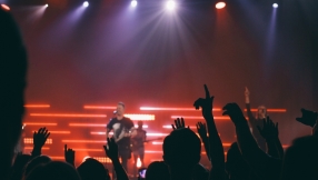 Do worship service programs really limit the move of the Holy Spirit?