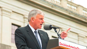 Franklin Graham says Christians should willingly risk \'taking a bullet\' for their faith