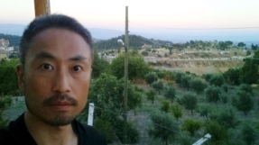 New photo of Japanese hostage appears with message pleading for help