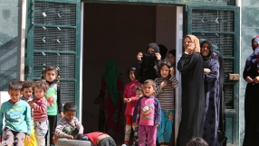 Christians offer food to poor Muslims celebrating Ramadan in war-ravaged Aleppo in gesture of solidarity