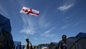 Calais \'jungle\' swells to more than 7,000 for first time as nearly 50 new people arrive each day