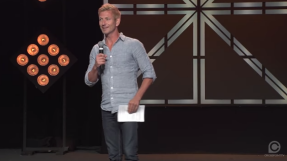 Cross Point church senior pastor Pete Wilson resigns because he feels \'tired\' and \'broken\'