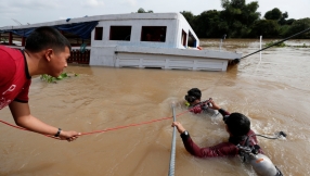 15 dead after Muslim pilgrim boat sinks in Thailand