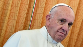 Pope Francis Slams Door On Female Priests â For Ever 